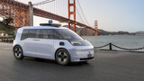 Sfida guida autonoma VS superumano digitale: così Waymo ha testato il software dei suoi veicoli 